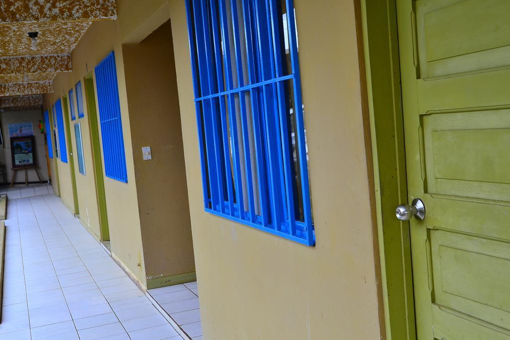 Hotel Sierpe River Exterior photo