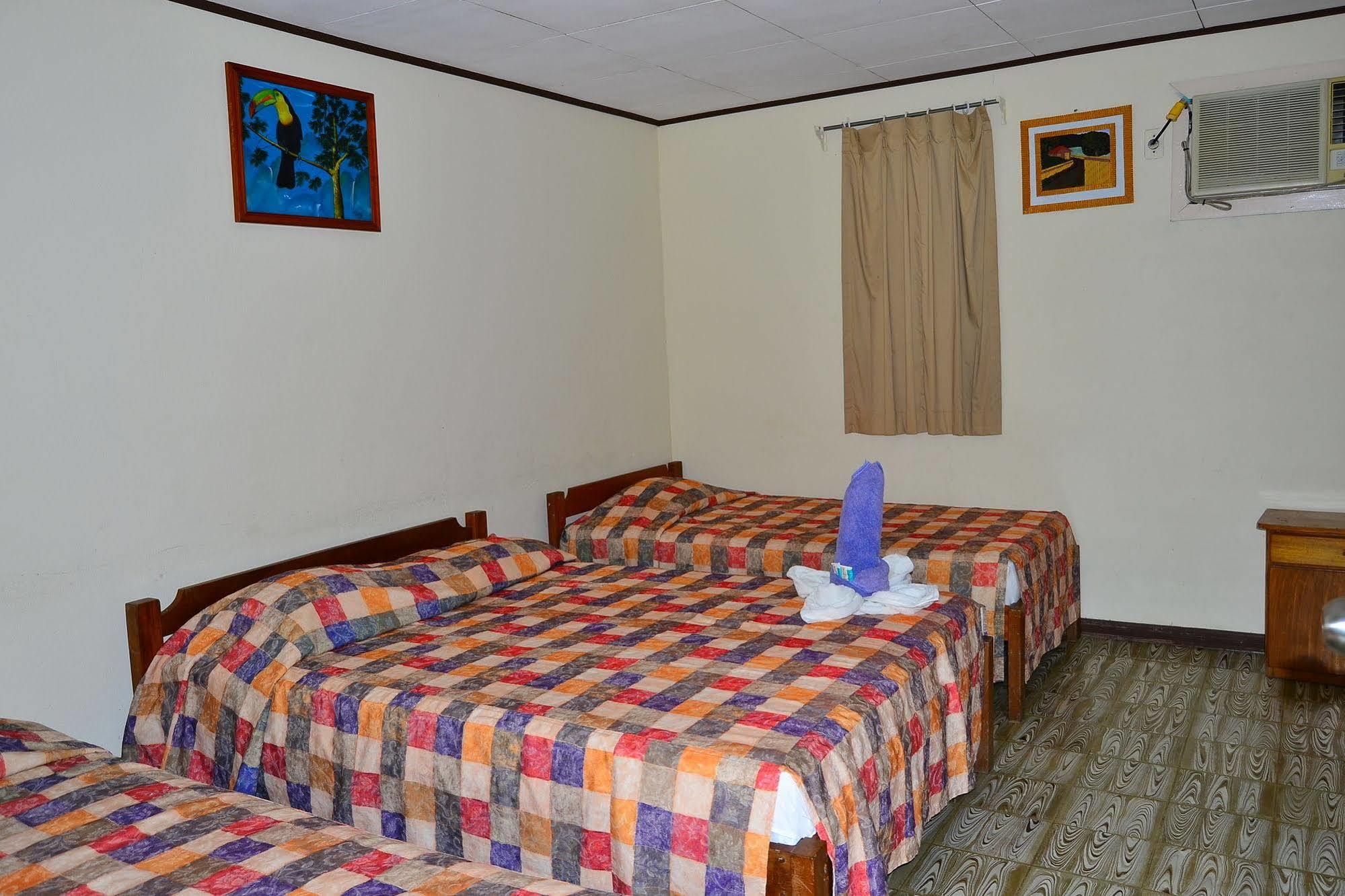Hotel Sierpe River Exterior photo